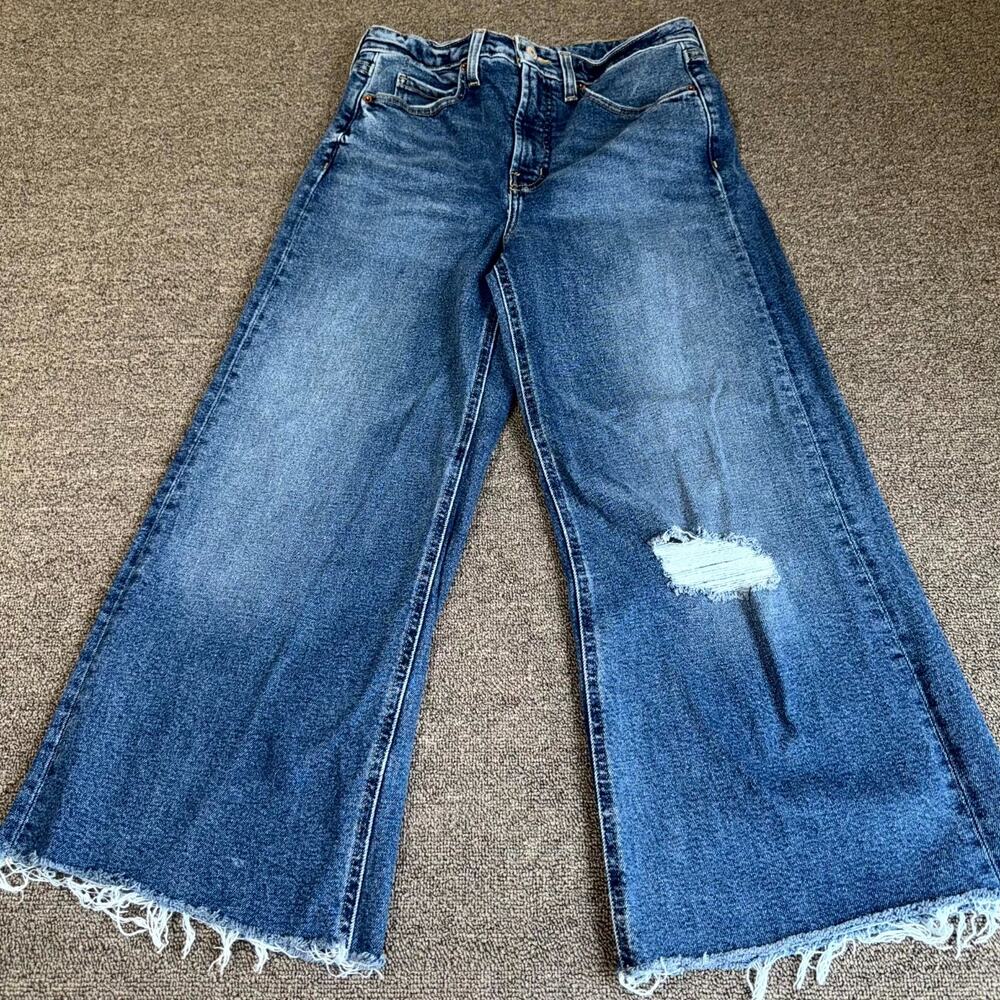 Old Navy Sky Hi Wide Leg Jeans Womens 4 Blue Denim High Rise‎ Distressed HEMMED